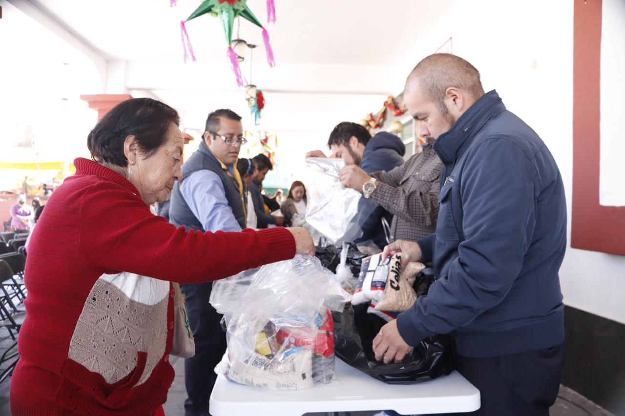 Reconoce alcalde de Tzompantepec, Manuel Ramos, compromiso de estudiantes del ITA con sectores vulnerables
